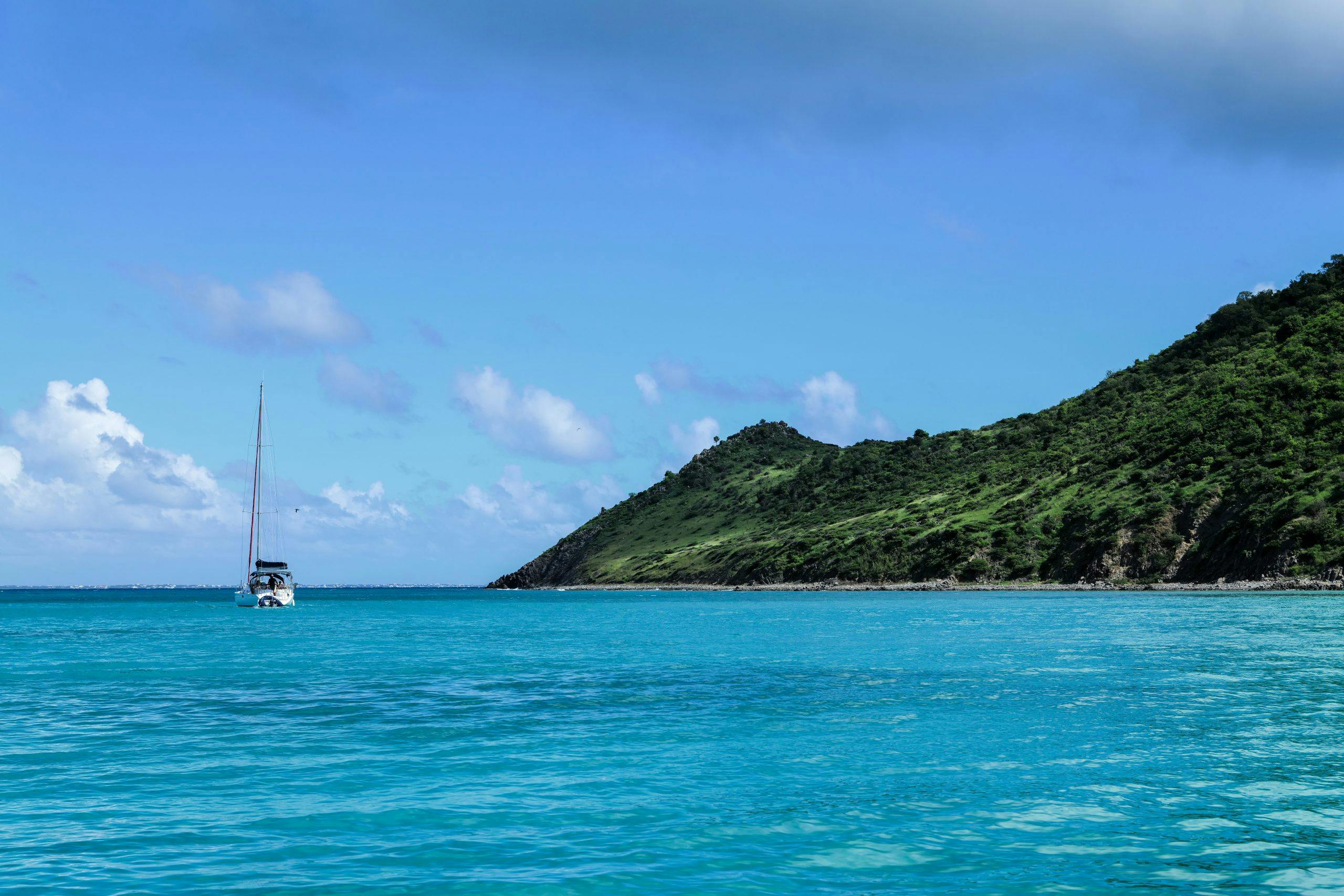 baat saint martin l1030743 2 Yellow Beach saint martin